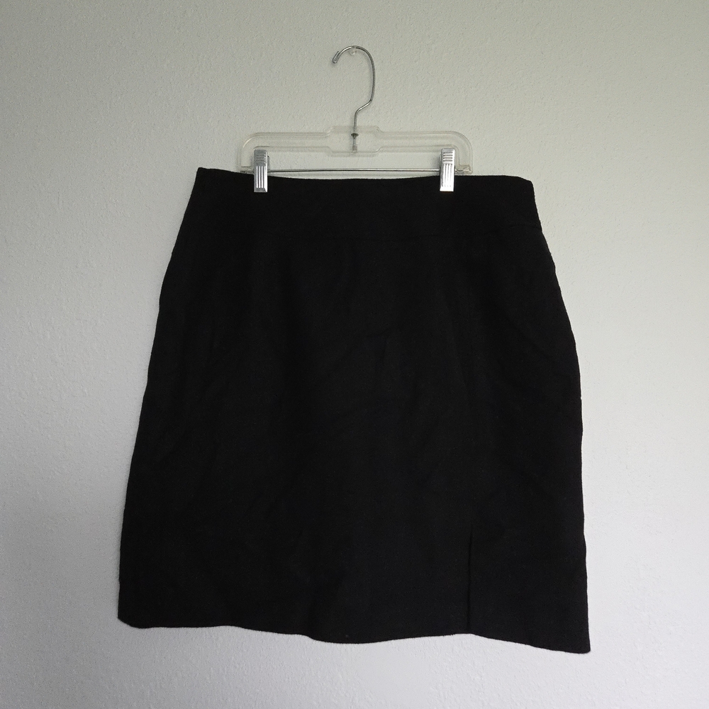 Hillard & Hanson Classic Black Pencil Skirt